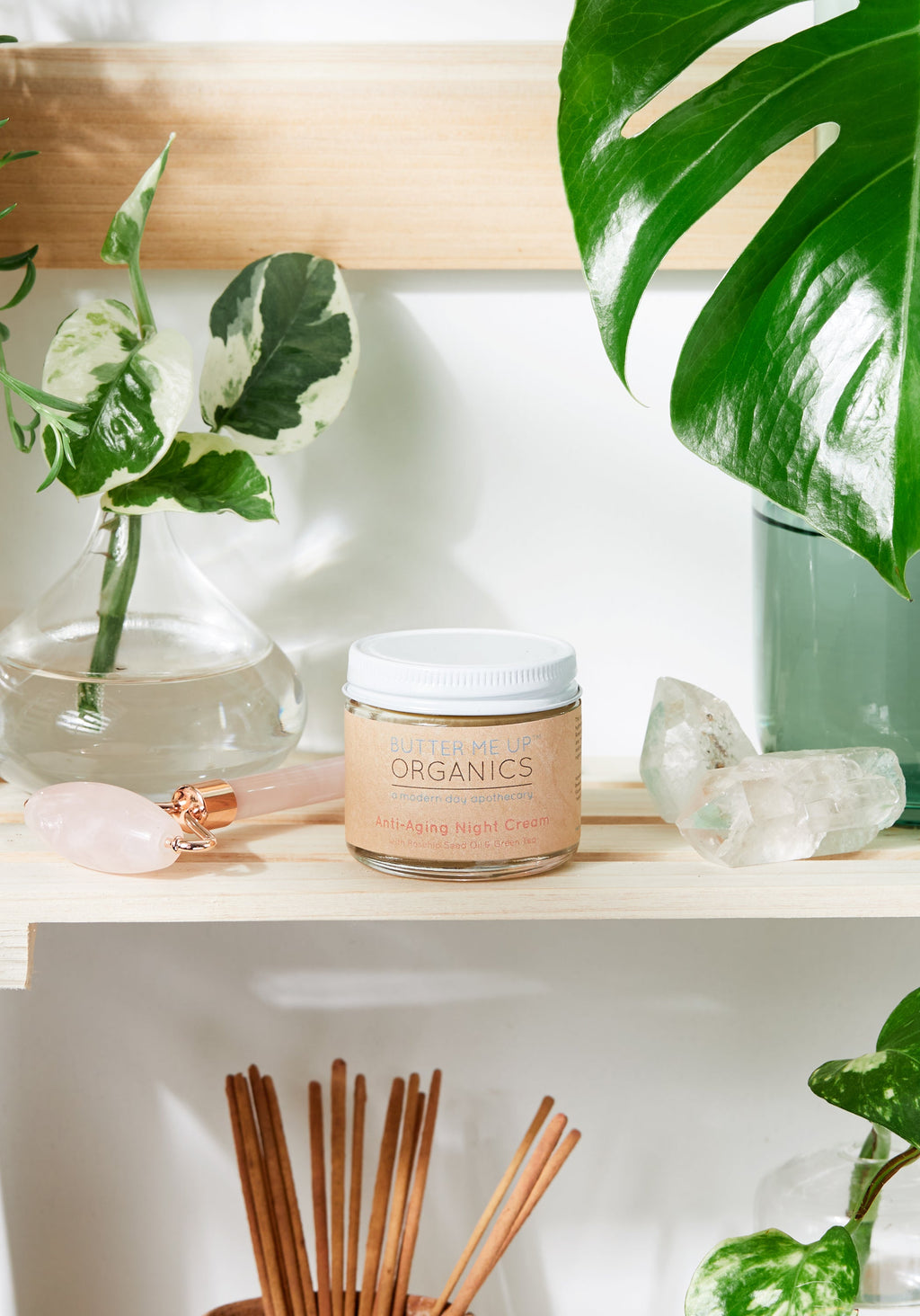 Crema de Noche Antiedad con Té Verde Orgánico – Hidratación y Regeneración