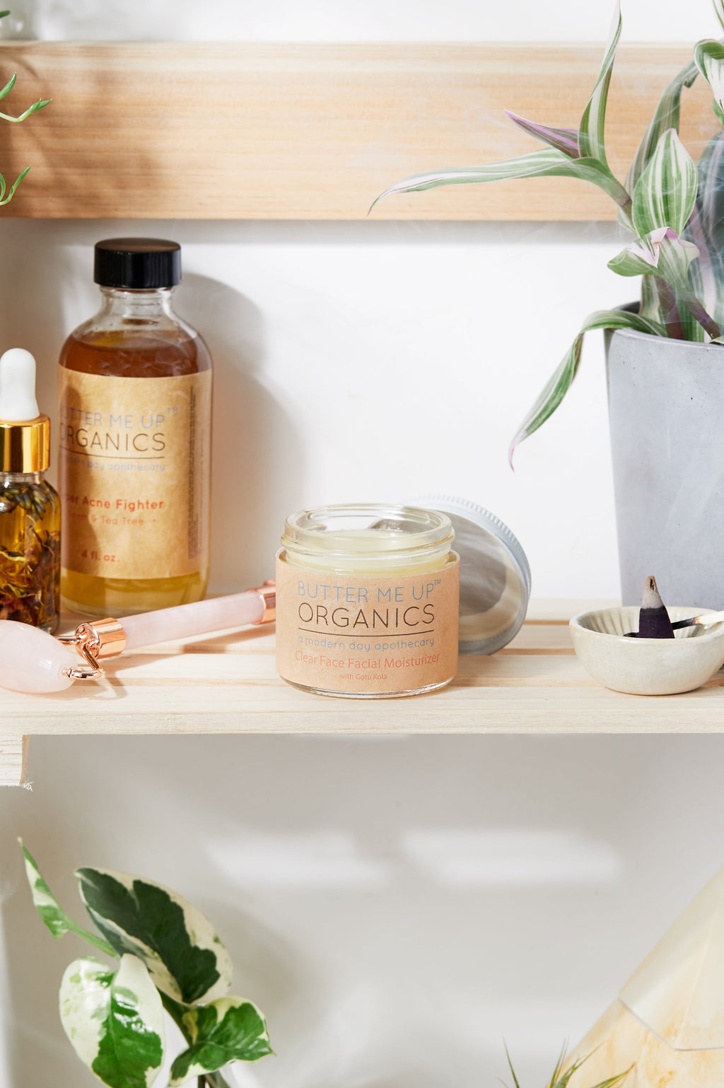 Crema de Noche Antiedad con Té Verde Orgánico – Hidratación y Regeneración